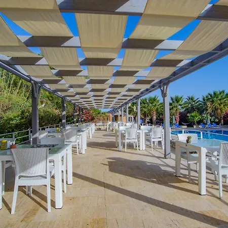 Ladonia Zemda Hotell